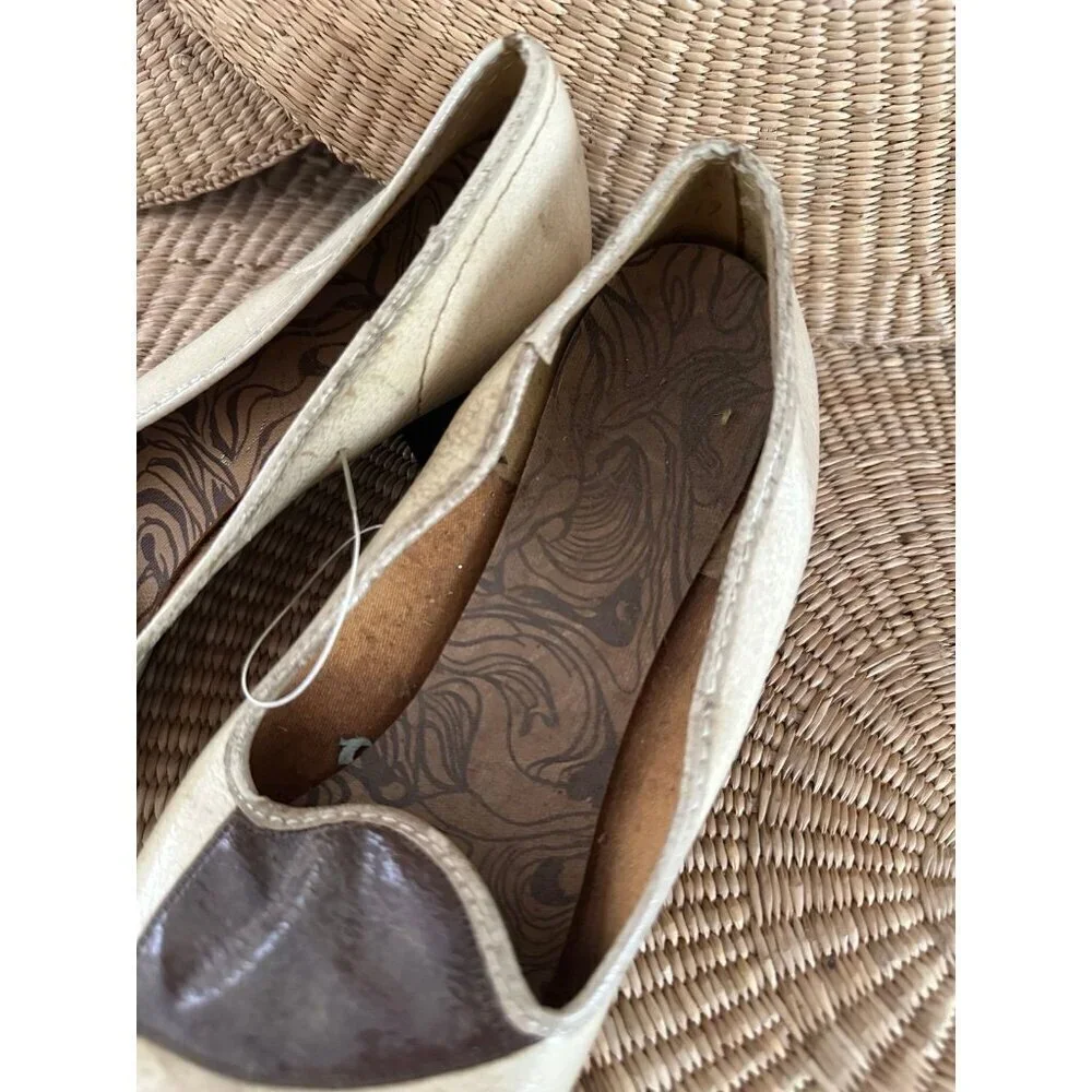 Vintage Majestic women’s size 6 flats